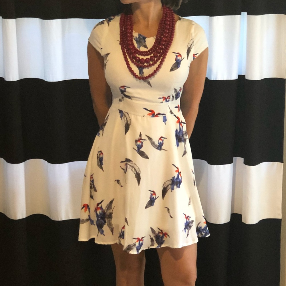 Women’s dress